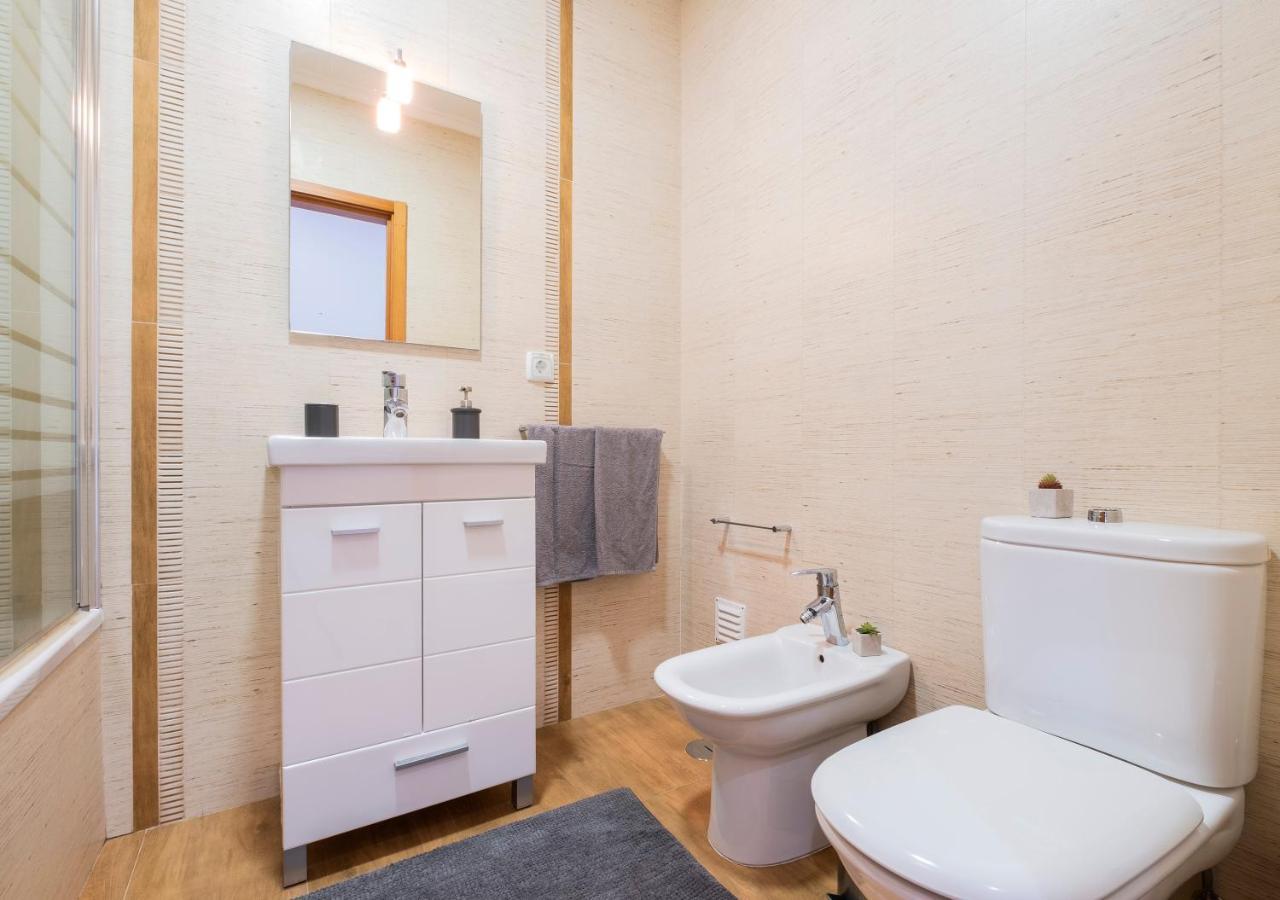 Paim Apartments 蓬塔德尔加达 外观 照片