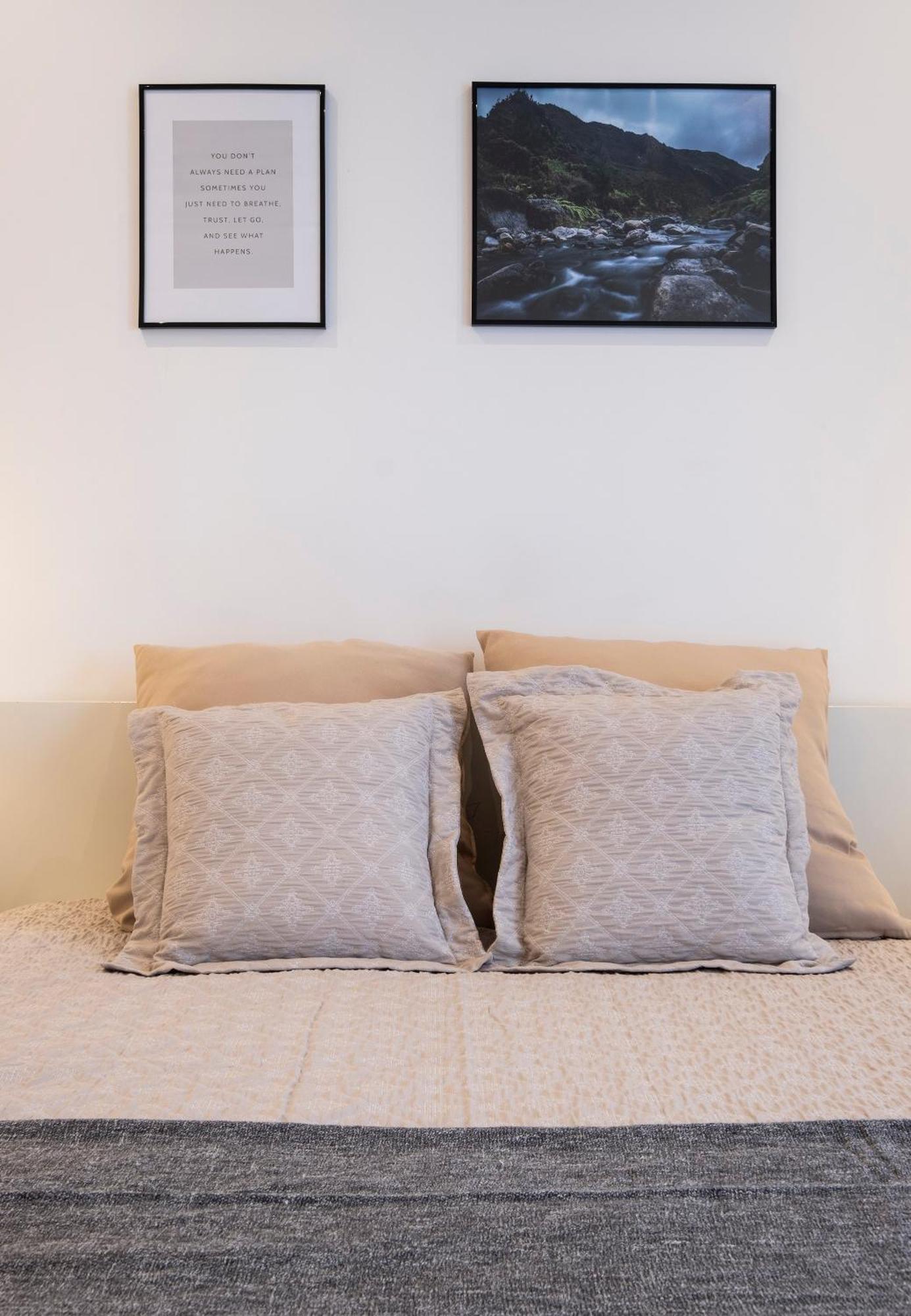 Paim Apartments 蓬塔德尔加达 外观 照片