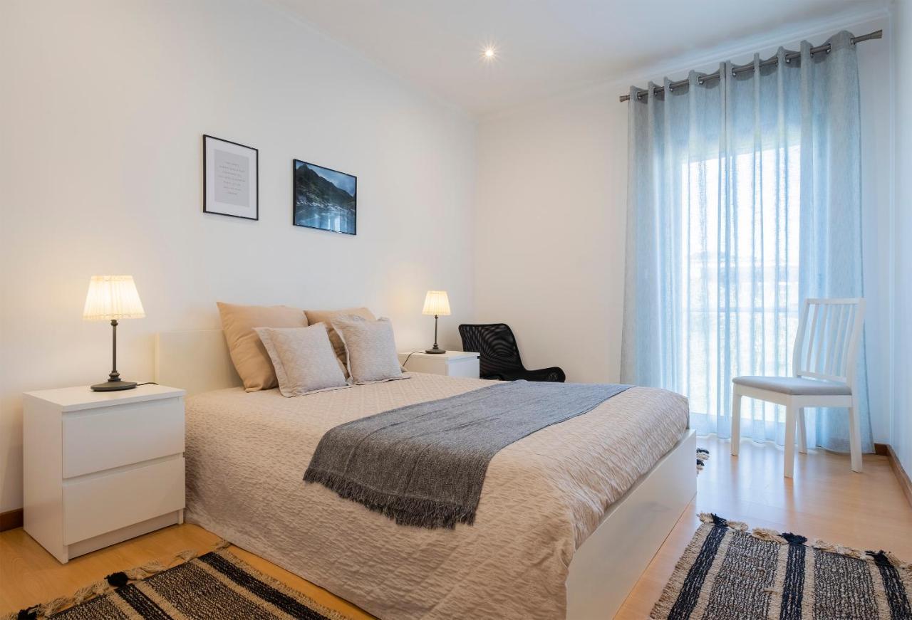 Paim Apartments 蓬塔德尔加达 外观 照片