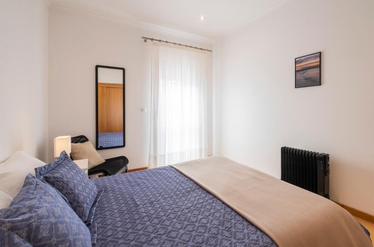 Paim Apartments 蓬塔德尔加达 外观 照片