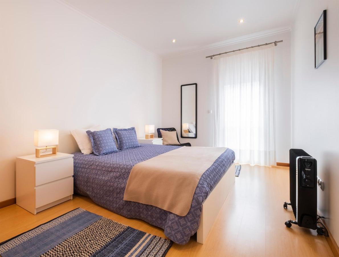 Paim Apartments 蓬塔德尔加达 外观 照片