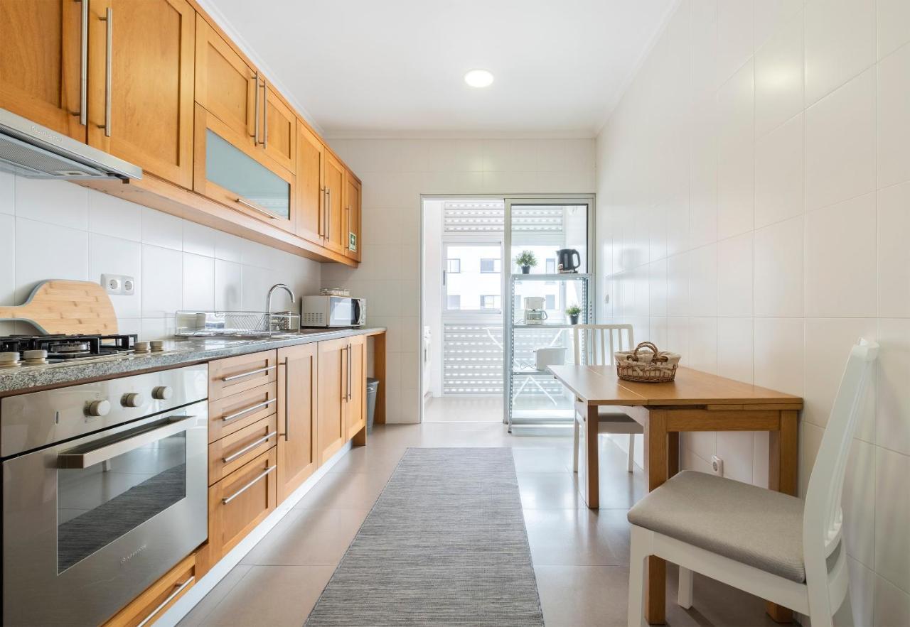 Paim Apartments 蓬塔德尔加达 外观 照片