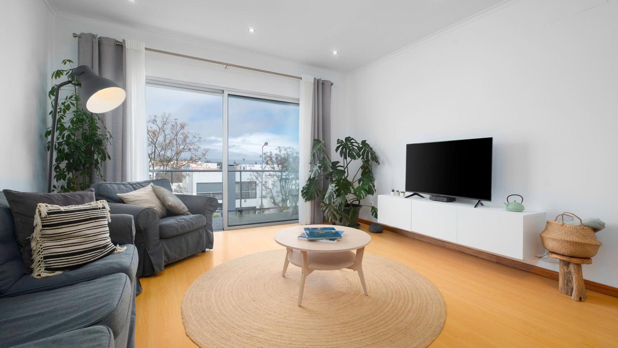 Paim Apartments 蓬塔德尔加达 外观 照片