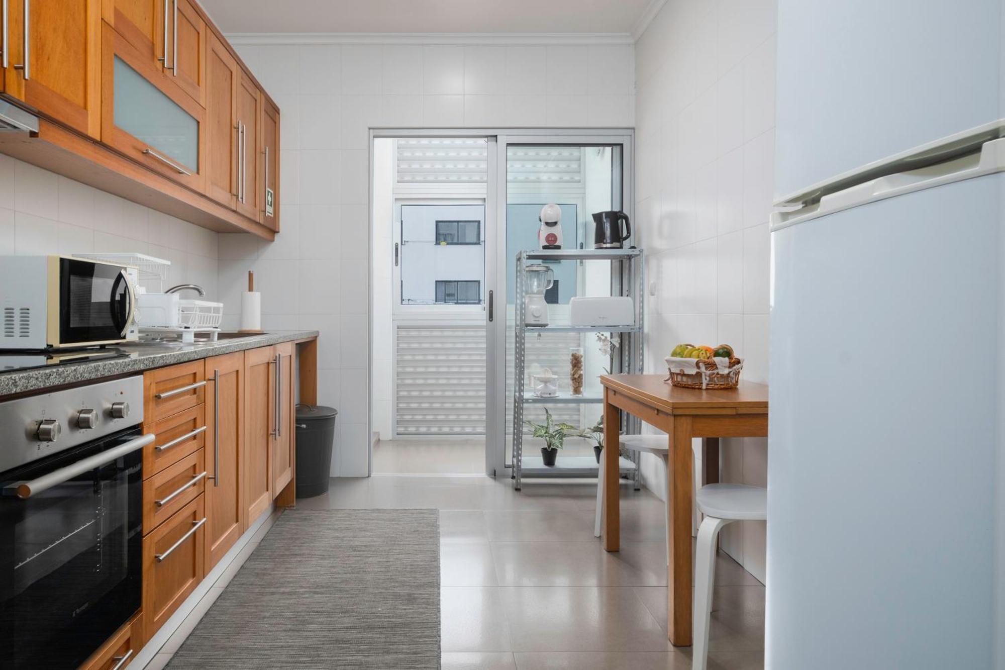 Paim Apartments 蓬塔德尔加达 外观 照片