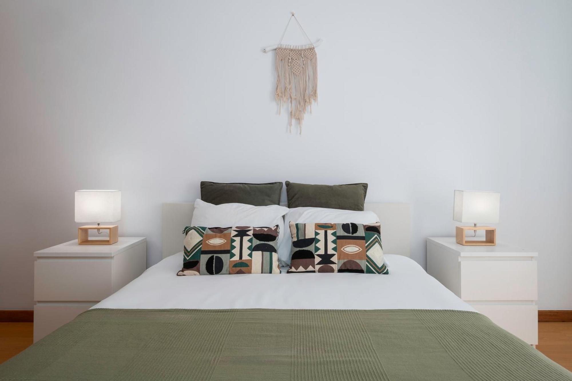 Paim Apartments 蓬塔德尔加达 外观 照片